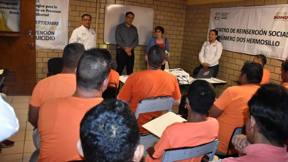 Capacita secretaria del Trabajo a personas privadas de su libertad